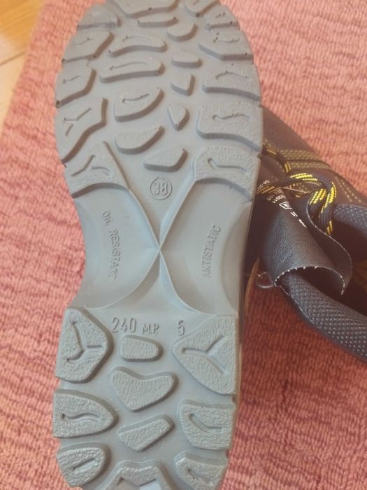 Botas de Segurança / Construção Delta Plus Jumper 2 S1P