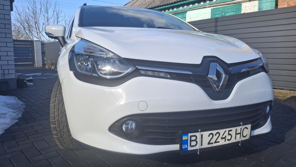 Авто Renault Clio 4