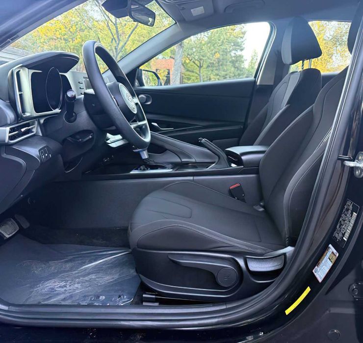 Hyundai Elantra SEL      2022