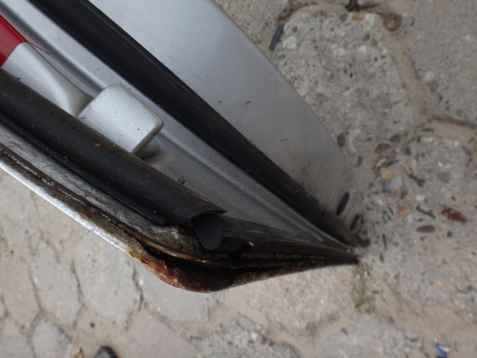 Drzwi Lewy Tył Bmw E39 Sedan Lewe Tylne, Srebrne