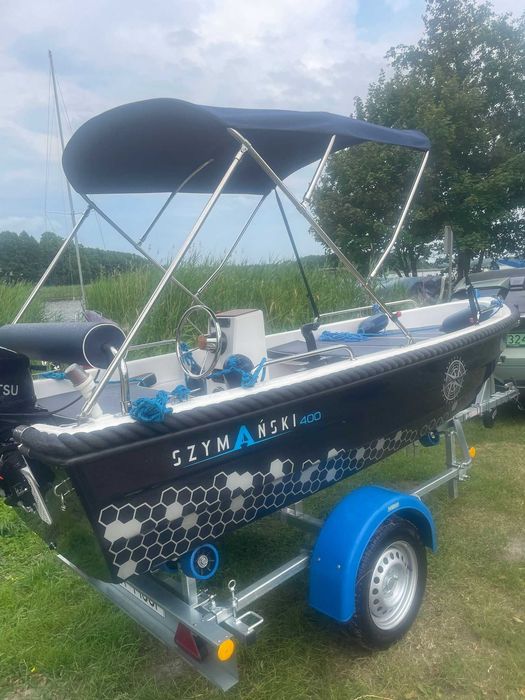 Łódź turystyczna z silnikiem Tohatsu 20 kM