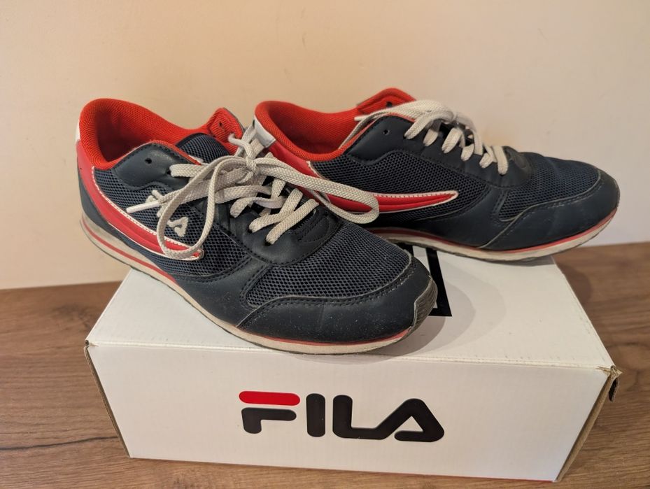 Adidasy marki Fila, r. 41