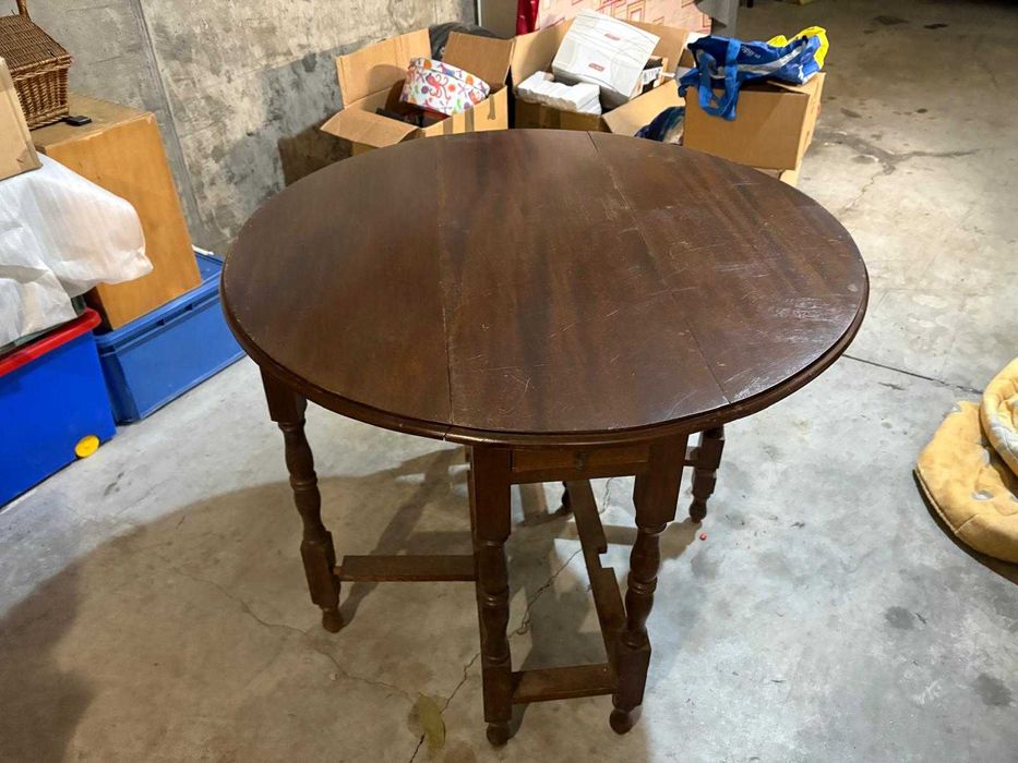 Secretaria + mesa + armário