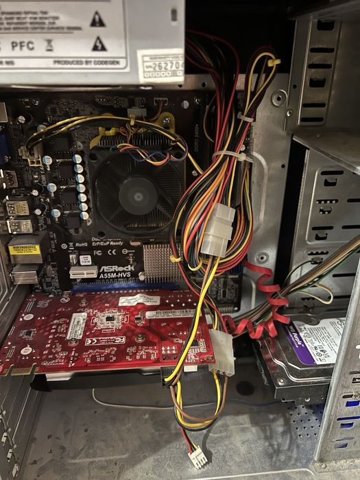 Продам стаціонарний пк з монітором та клавіатурою