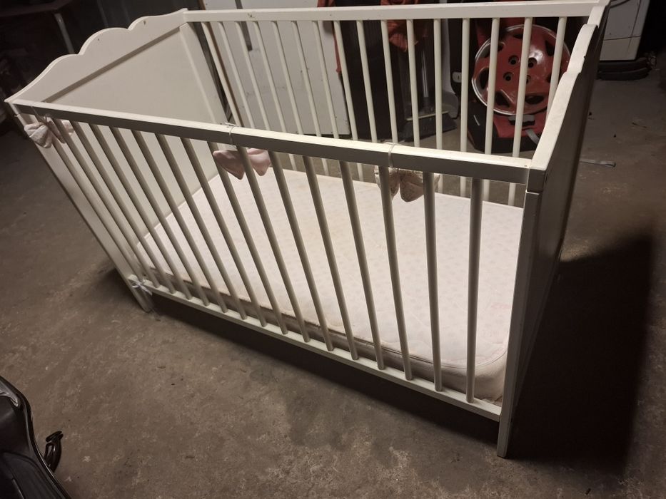 Berço  com colchão