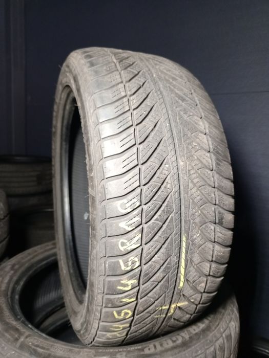 245 45 R18 GOODYEAR Ultra Grip 8 Performance, Зимові шини б/у