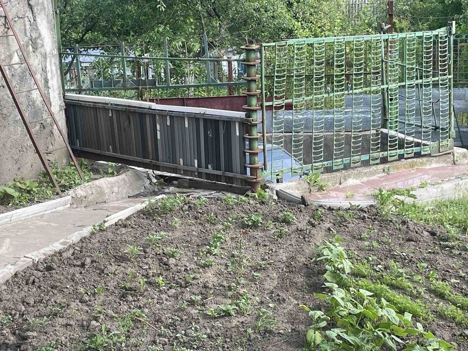 Земельна ділянка з доміком Мала Вільшанка