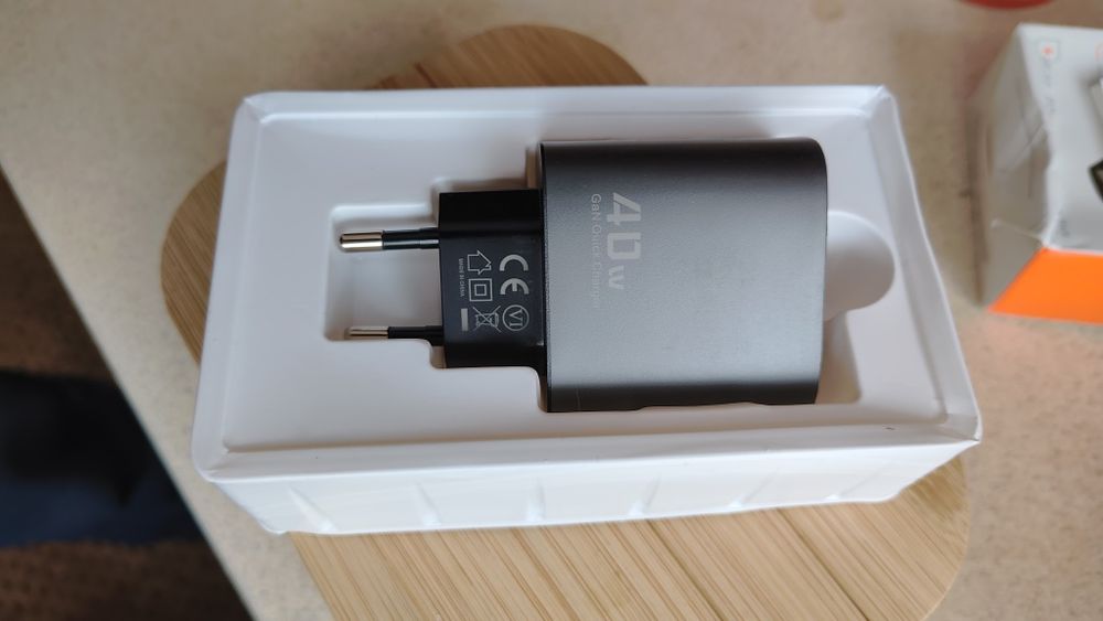 Charger Зарядний пристрій GaN