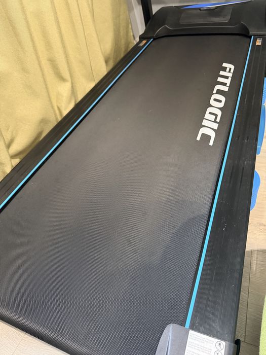 Доріжка бігова FitLogic T33E майже нова