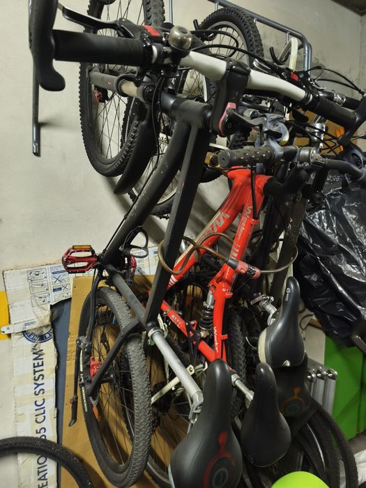 4 Bicicletas BTT - Rockrider 540 / GT Avalanche  / BTWIN 5.1 / Wader FS - Oeiras
