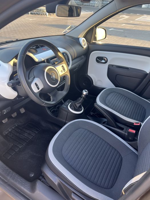 Renault Twingo 0.9B 90KM