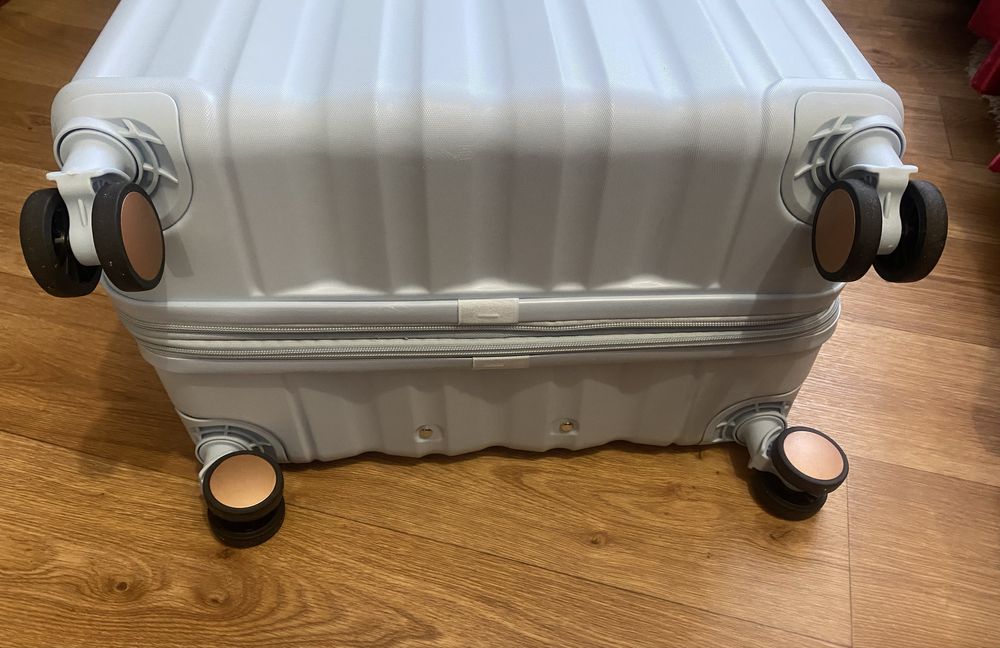 Spilbergen валіза,чемодан поліпропілен,поліуретан на 92 літри