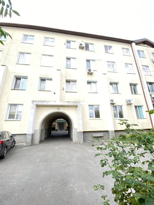Продаж 1 кімнатної квартири-43,5 м2 по вулиці Героїв Гостомеля з мінімальним оформленням і газом