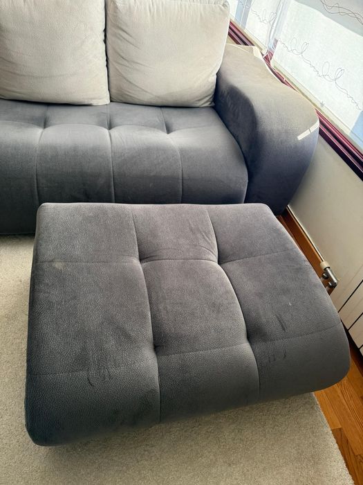 Sofá com chaise longe