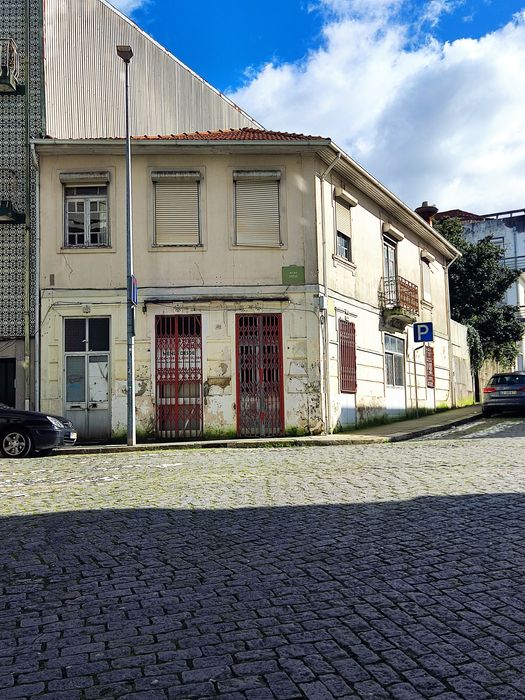 Prédio para reabilitação/Porto