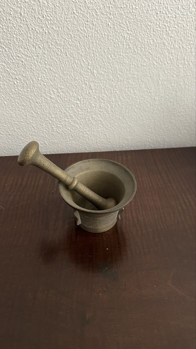 Almofariz com pilão vintage em cobre