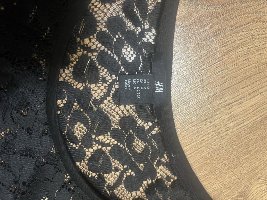 Koronkowa bluzeczka H&M
