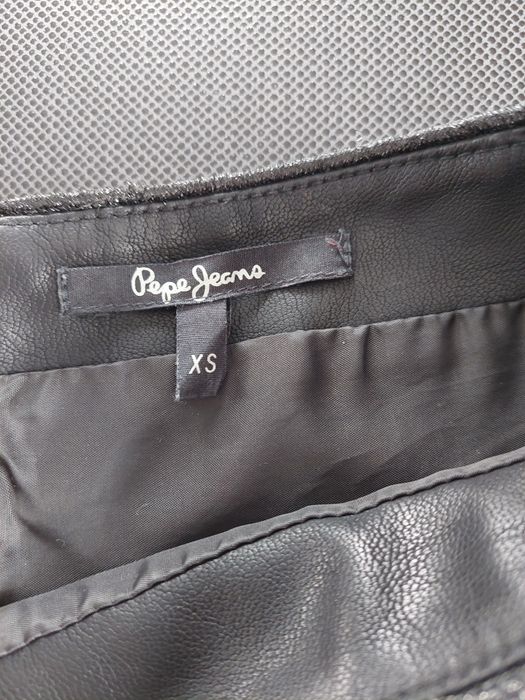 Skórzana spódniczka Pepe Jeans XS