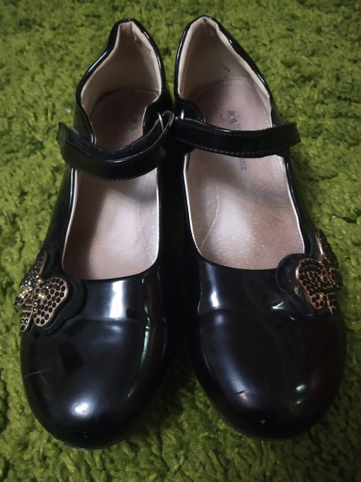Туфлі на дівчинку 36 розмір