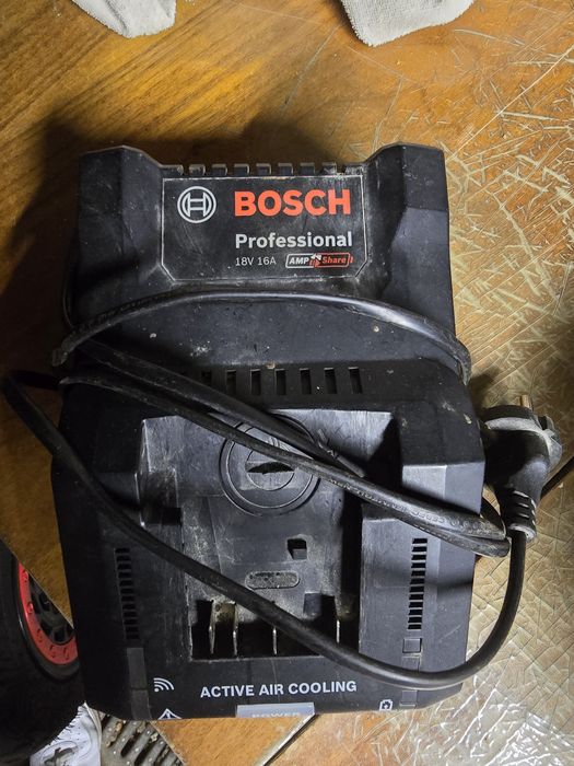 Baterie bosch 8.0ah  5.5ah  5.0ah