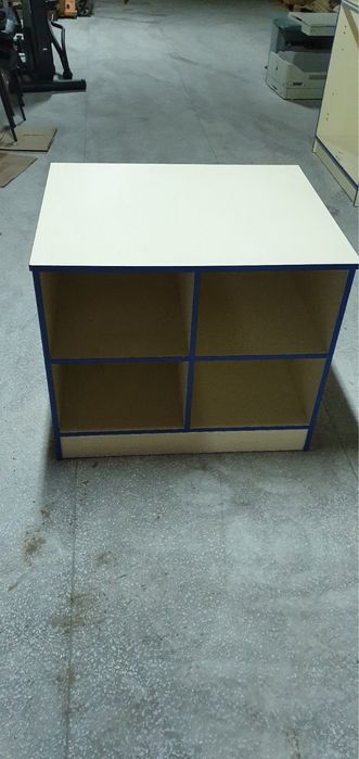 СРОЧНО!!!  Продам офисную мебель б/у в хорошем состоянии.