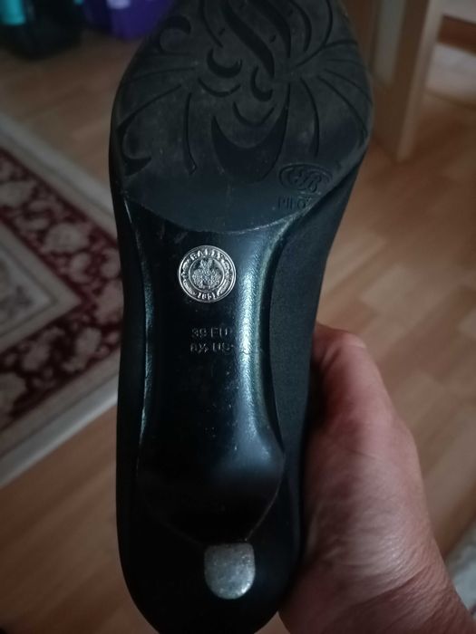 Туфли Bally Оригинал р.39 б/у (24,5см). Made in Italy