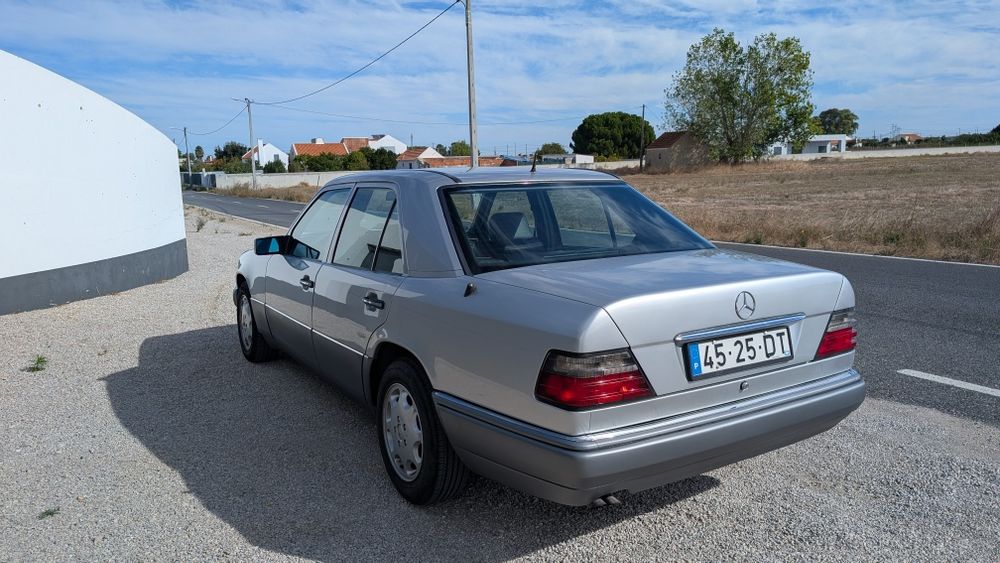 Mercedes-Benz W124 200E 16V
