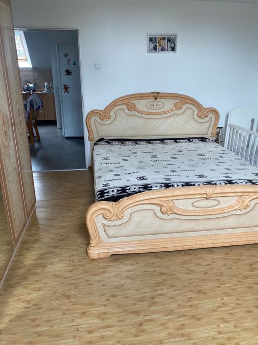 Продам будинок 206 м2 два гаражи приват ділянка 3,5 сотки Берегово