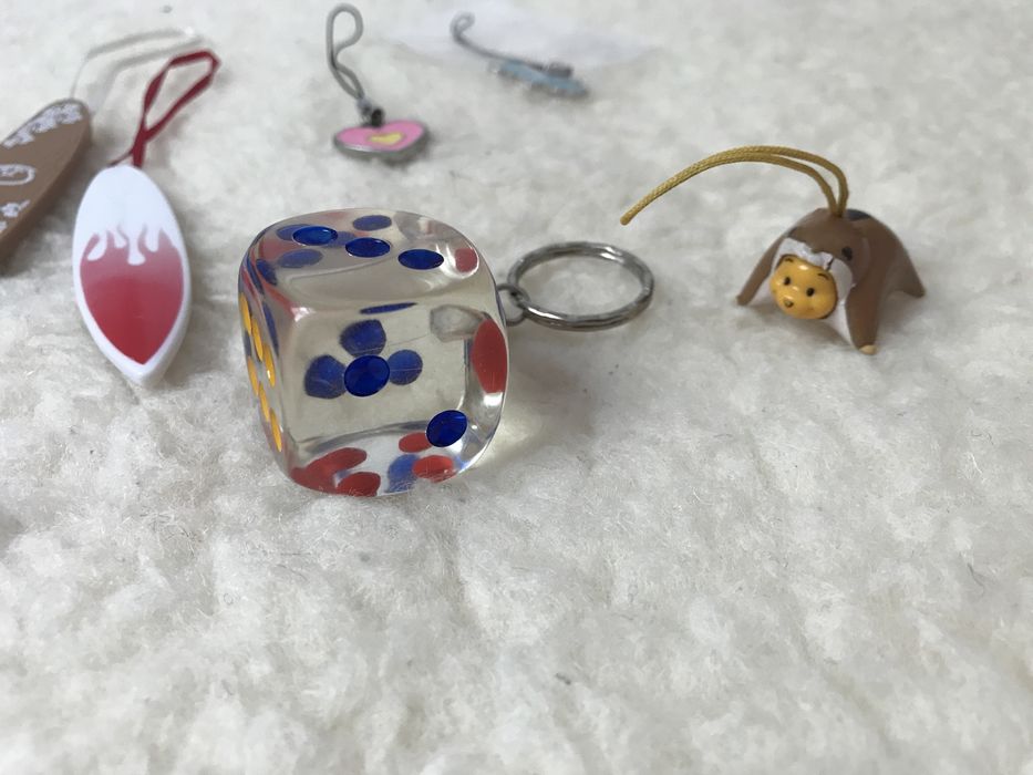Kolekcja stare dziecięce breloczki, zabawkowe breloki vintage