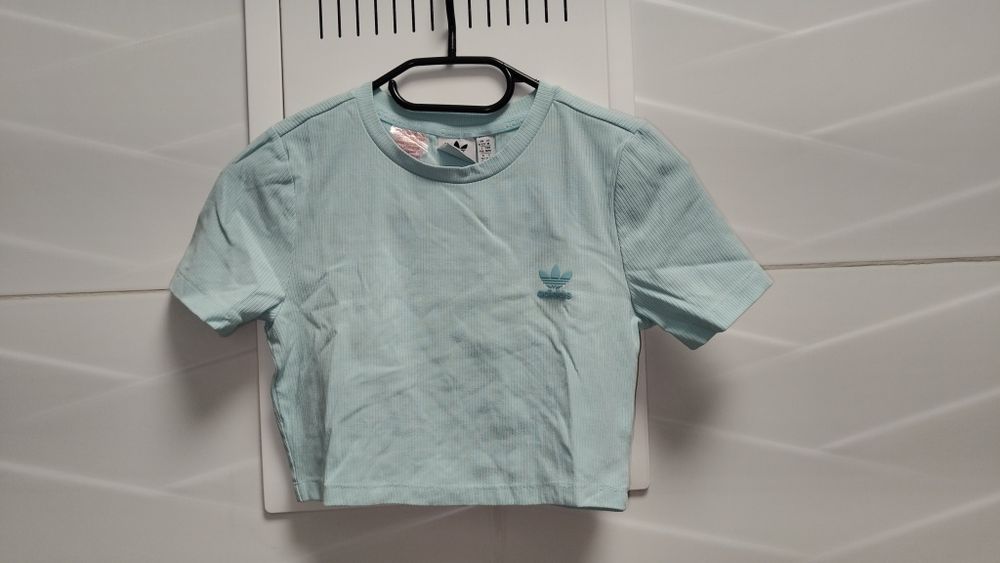 T-shirt Adidas Originals r. 11-12 lat turkus crop top