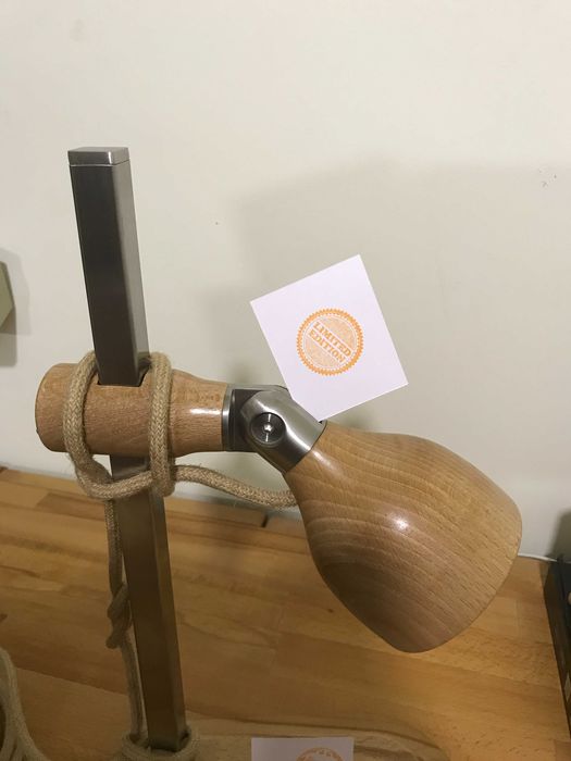 Presente requintado Candeeiro secretária, design, peça ÚNICA, madeira