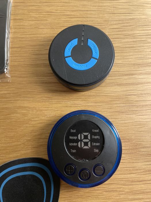 2 massagadores de pescoco e costas