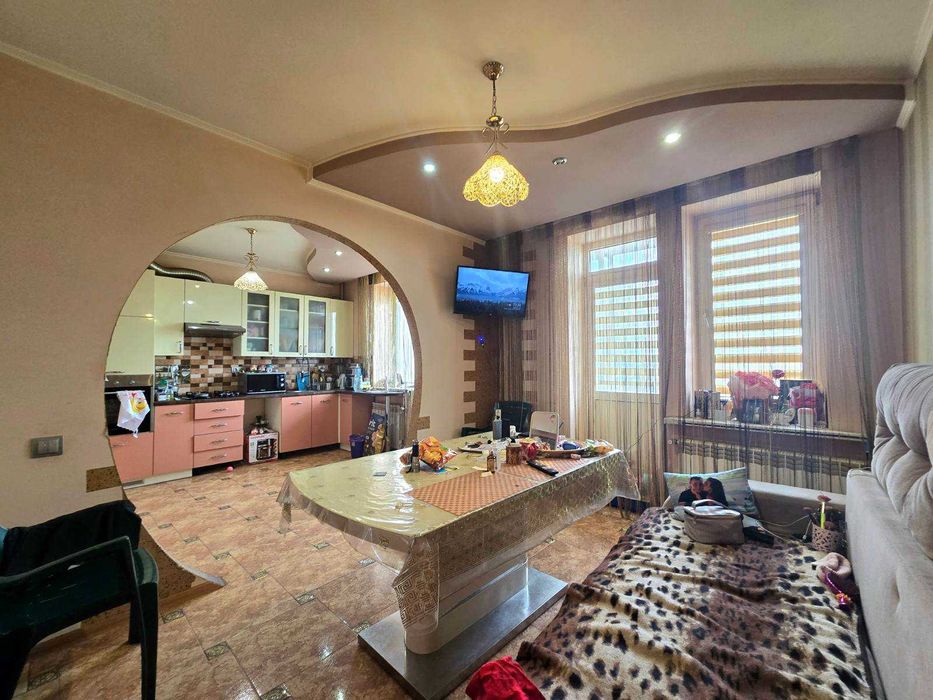 3к. вул Шевченка, Рясне 1, 92/54/12, 9/10ц, 109 000$ новобуд.