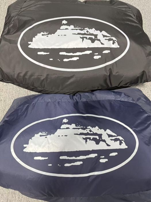 Пуховик Corteiz Puffer