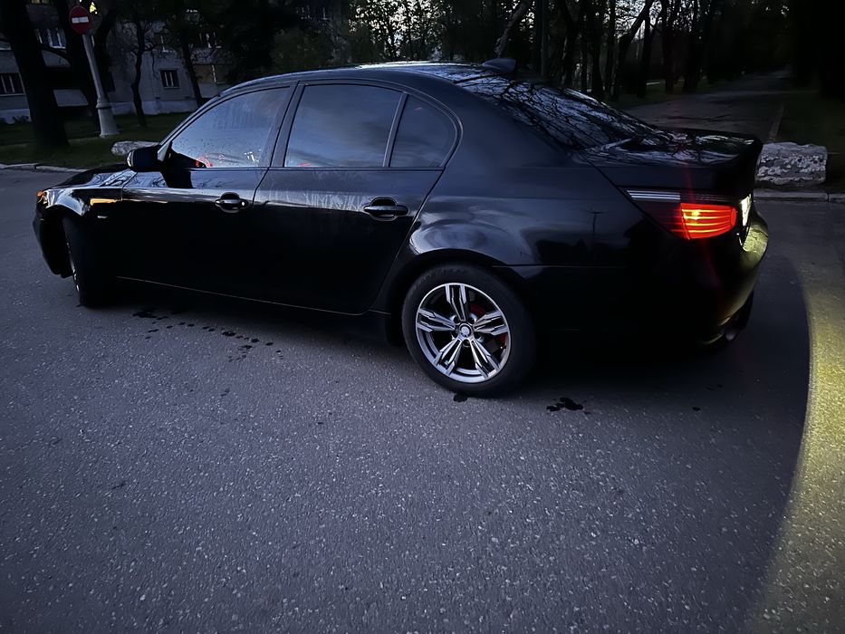 Продам беху е60.