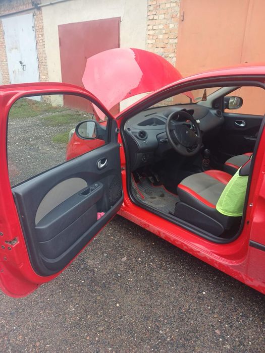 Renault twingo 1.2 бензин