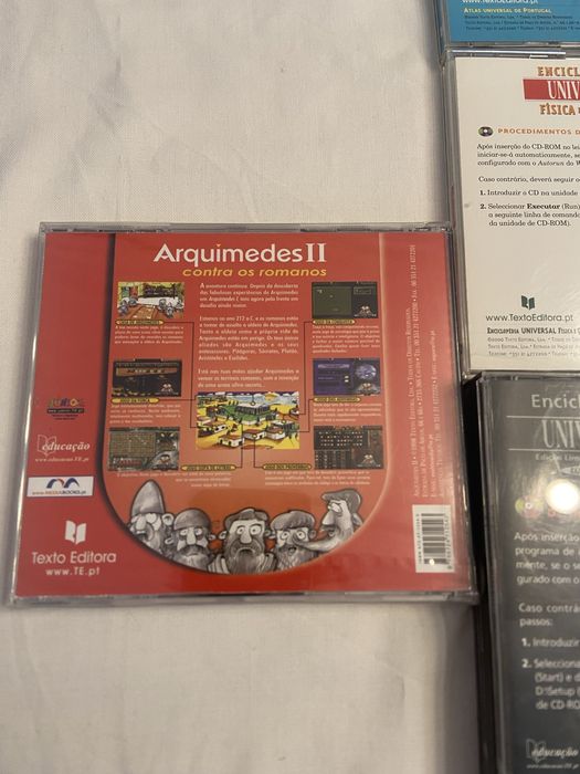 7 CD-ROM + 2 Enciclopédias (1998‑2001) – Universal / Porto / Texto
