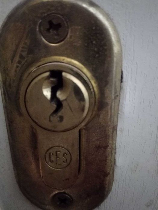 Аварійне відкриття замків Київ — авто,замків,майстер, виїзд сьогодні