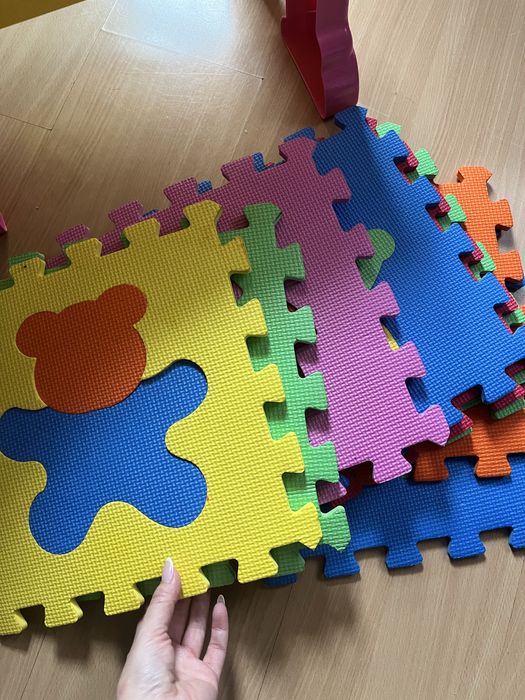 Stolik masza i niedzwiedz plus mata Smyk