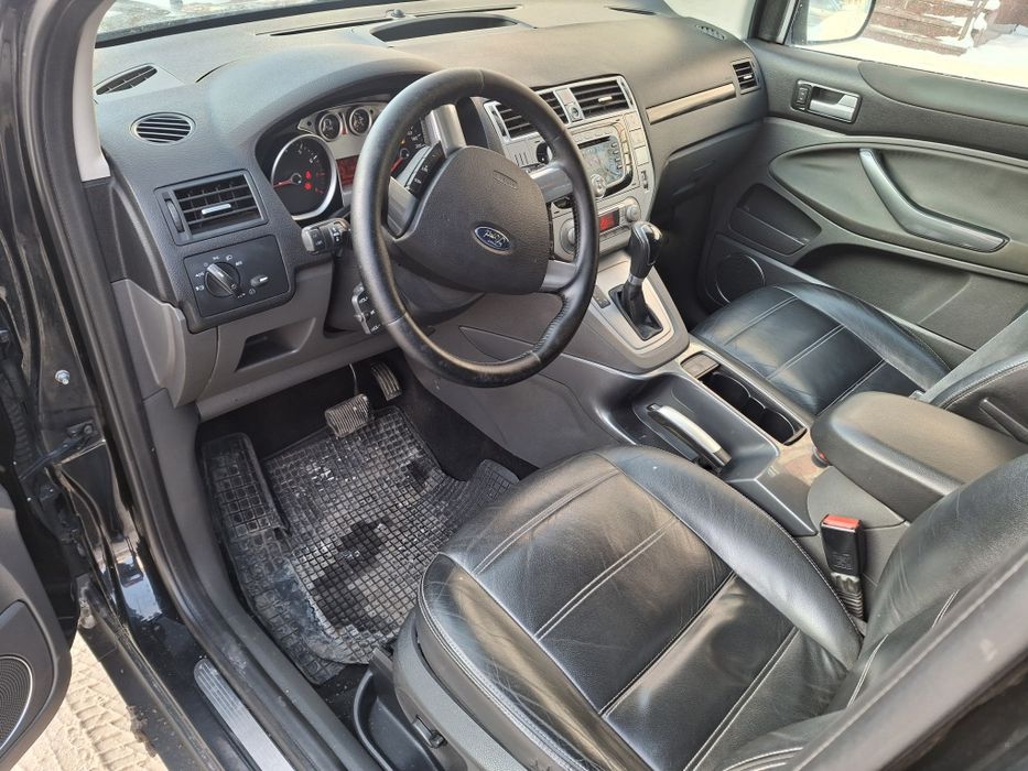 FORD KUGA 4×4 avtomat