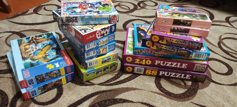 Продам пазли (одним лотом)б/у 15 шт.