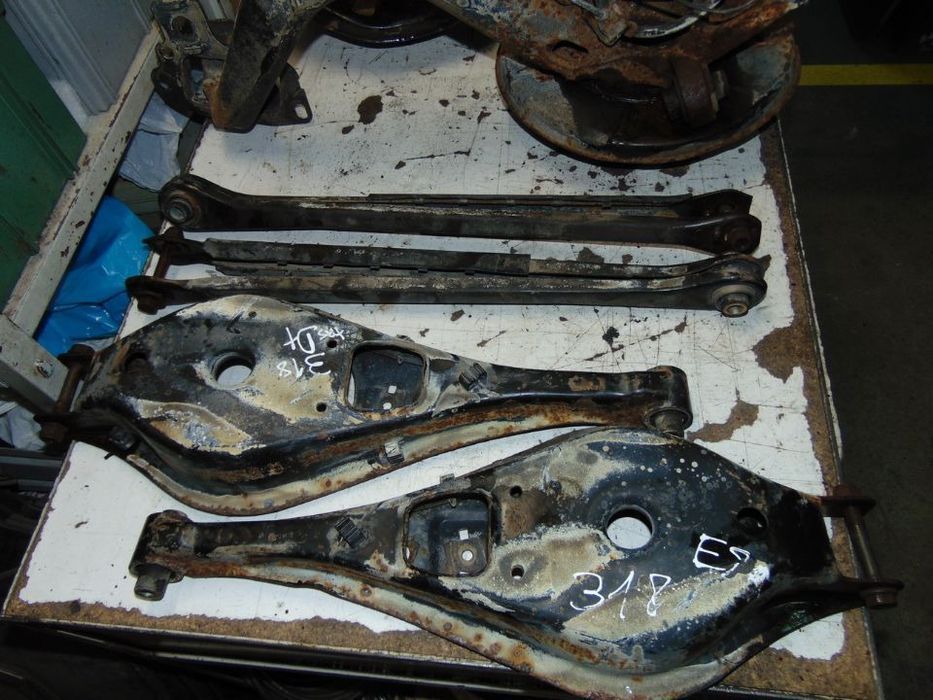 Bmw 318 i e is braço de suspensão " usado em bom estado