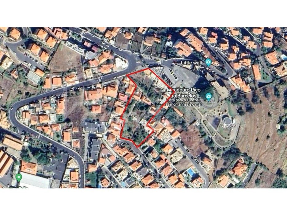 Terreno com 5830m2 no Pico dos Barcelos