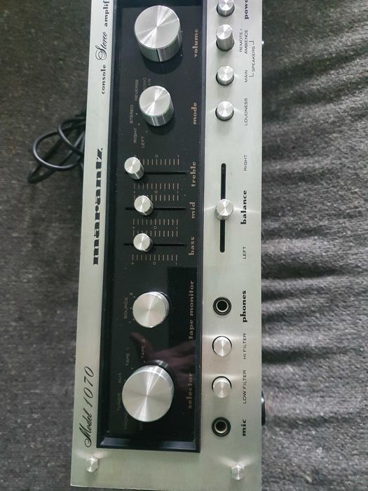 Підсилювач Marantz 1070