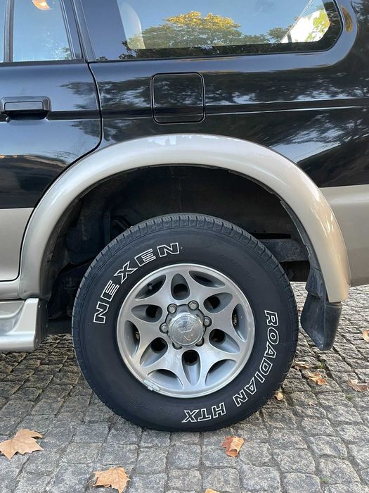 Pajero Sportwagon GLS 2.5 TD,  228000 km