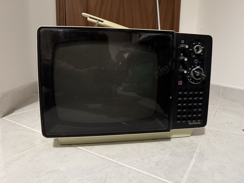 Televisão vintage National/Matsushita TR-562ES – colecionador