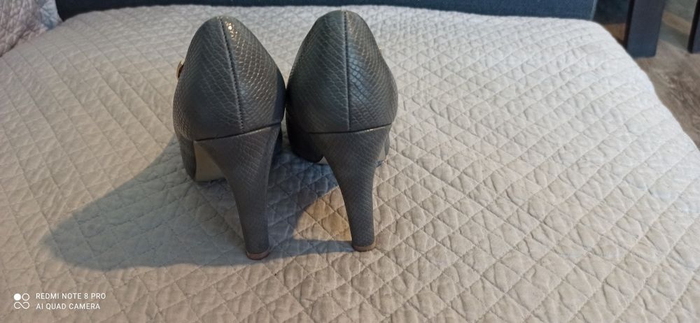 Buty czolenka 36 r.