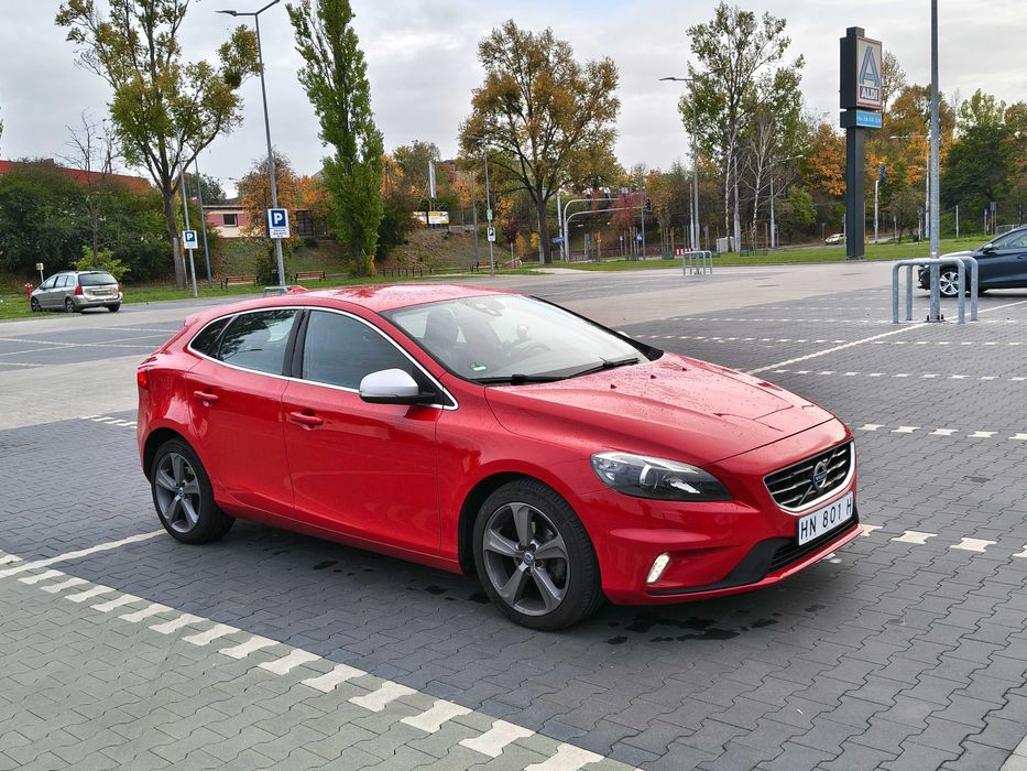 Volvo V40 2.0D2 R-DESIGN 2015