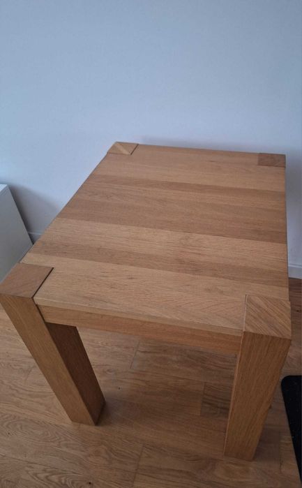 Stolik drewniany 80x67 cm
