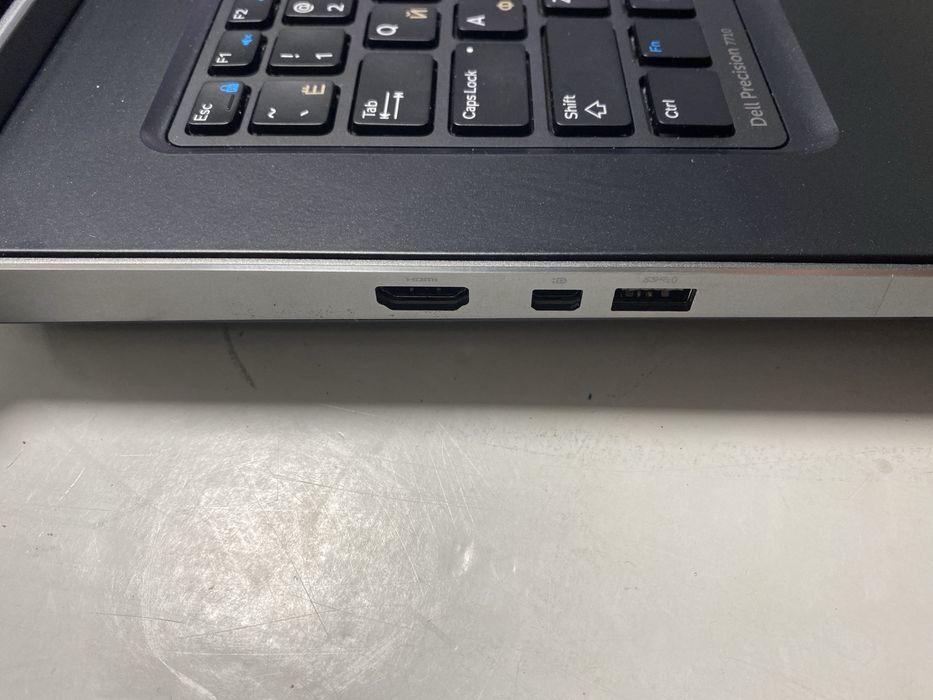 Надійний Dell Precision 7710 17" IPS FHD i5-6300HQ AMD R9  Win 10 Pro